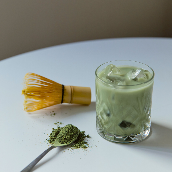 Matcha latte con ghiaccio